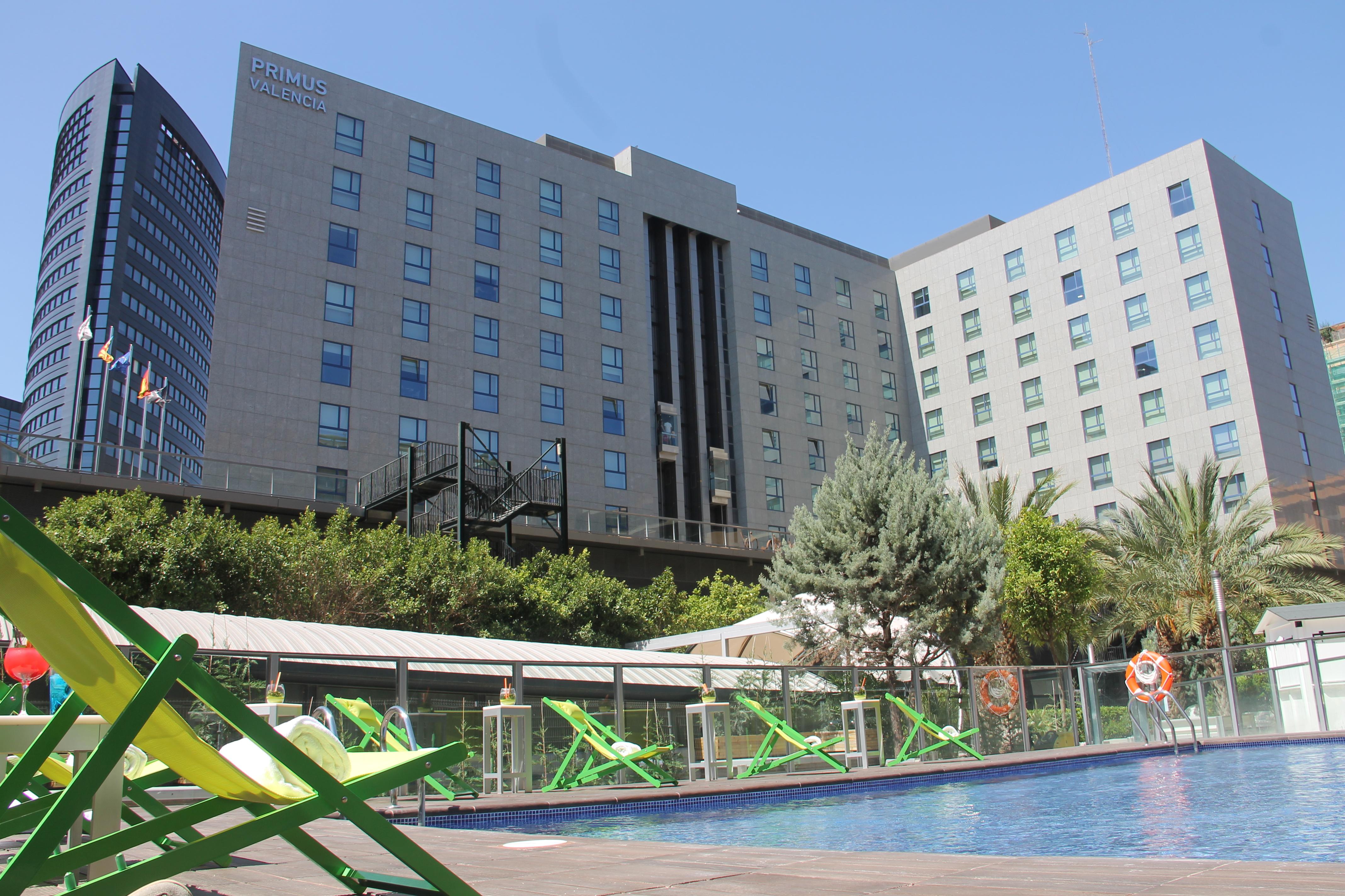 Hotel Primus Valenza Esterno foto